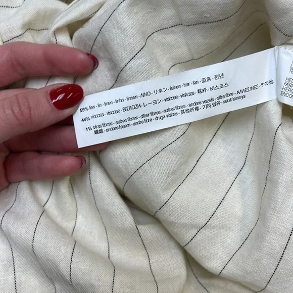 Zara Cream & Black Pin-Striped Gold Buttons with Cuffed Sleeves, Stylish Dress - Picture 4 of 10